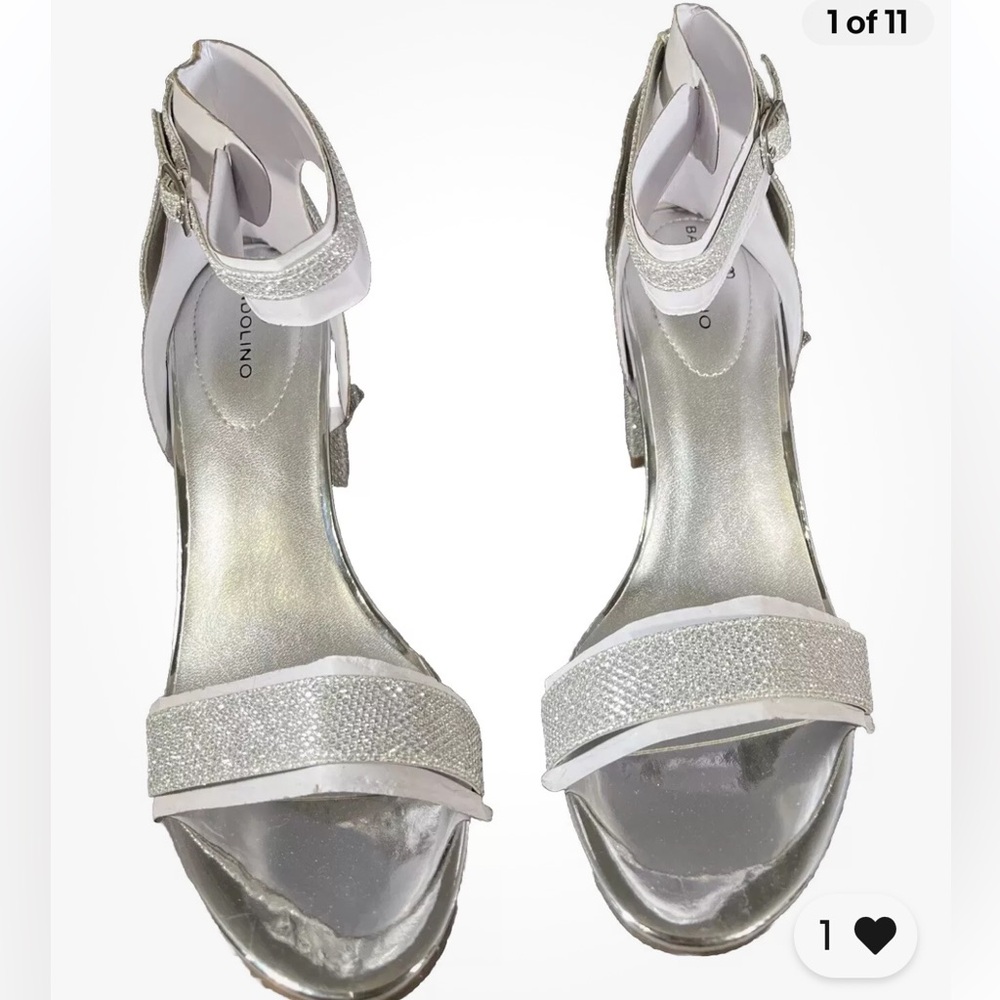 Bandolino Women's Madia Dress Sandal 7 M Glamorous Silver Sparkle 3” Heel